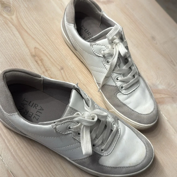 Naturalizer sneaker - Picture 7 of 7